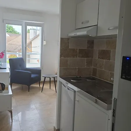 Apartment Appart'city Village *